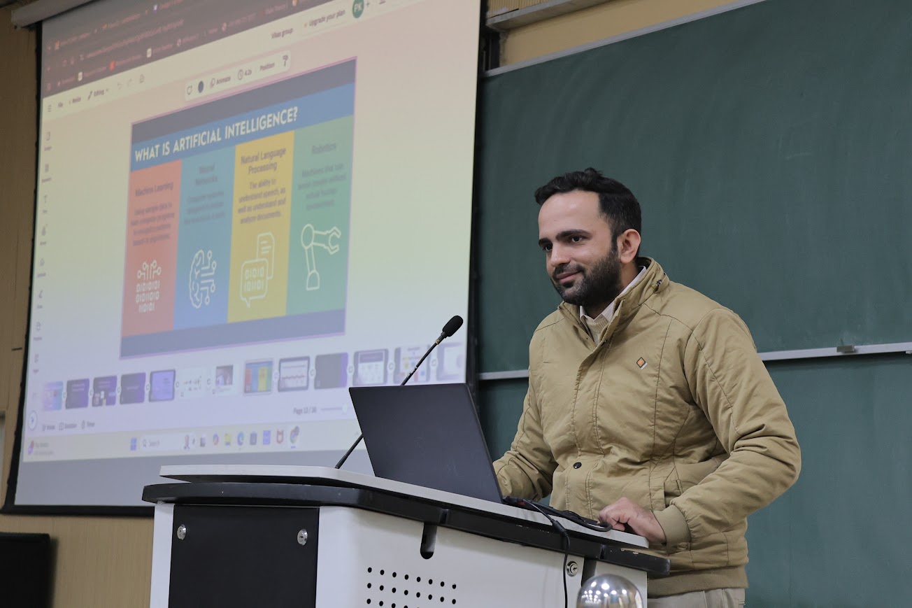 476953406_10237306116652056_8732583129017759279_n